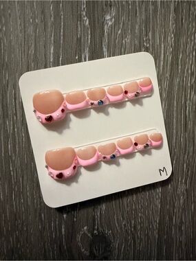 Pink Gem Accent Press-On Toe Nails — Soft Blush & Bubblegum Pink